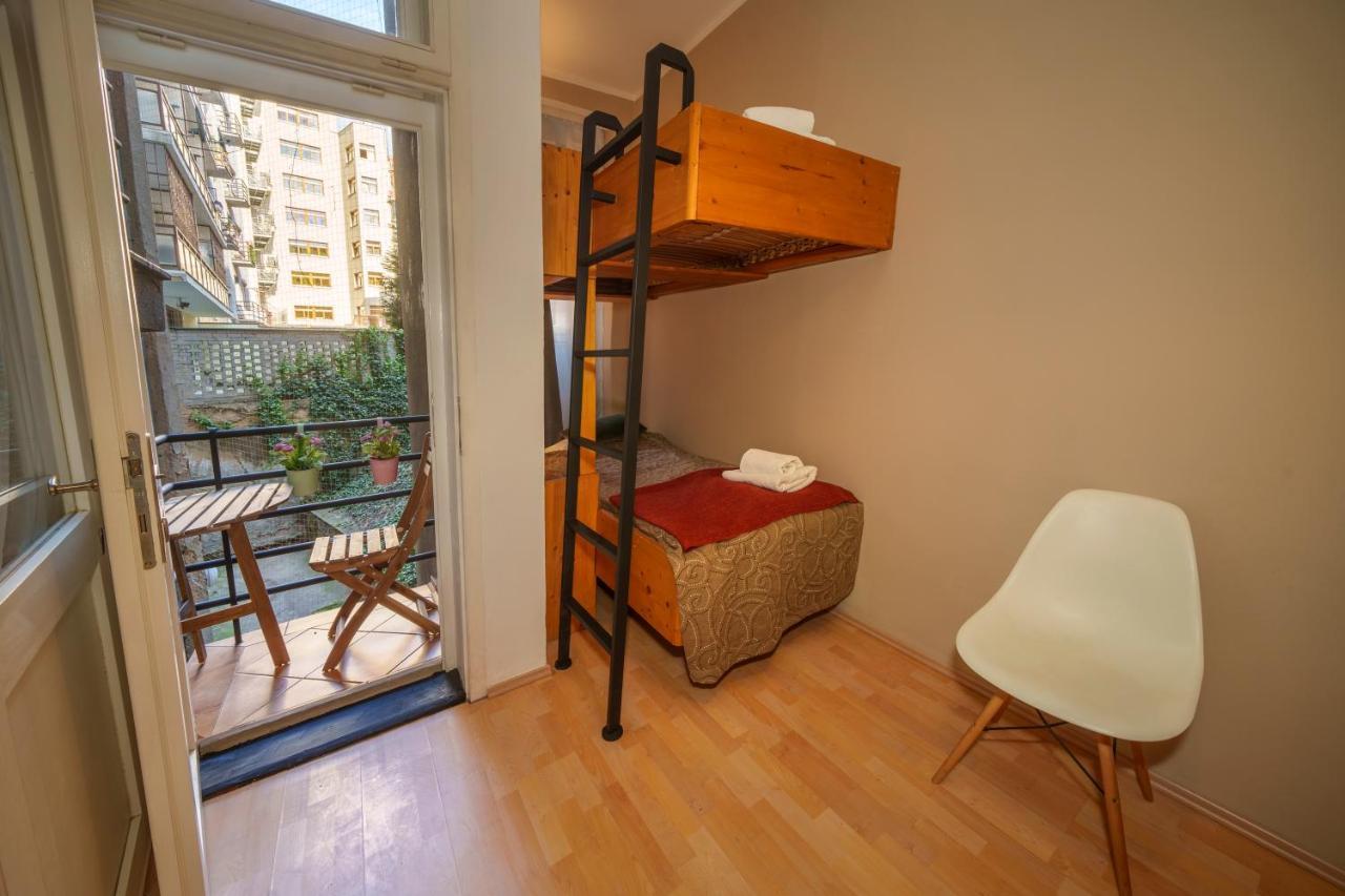 Dlouha Apartment With Balcony Prag Eksteriør billede